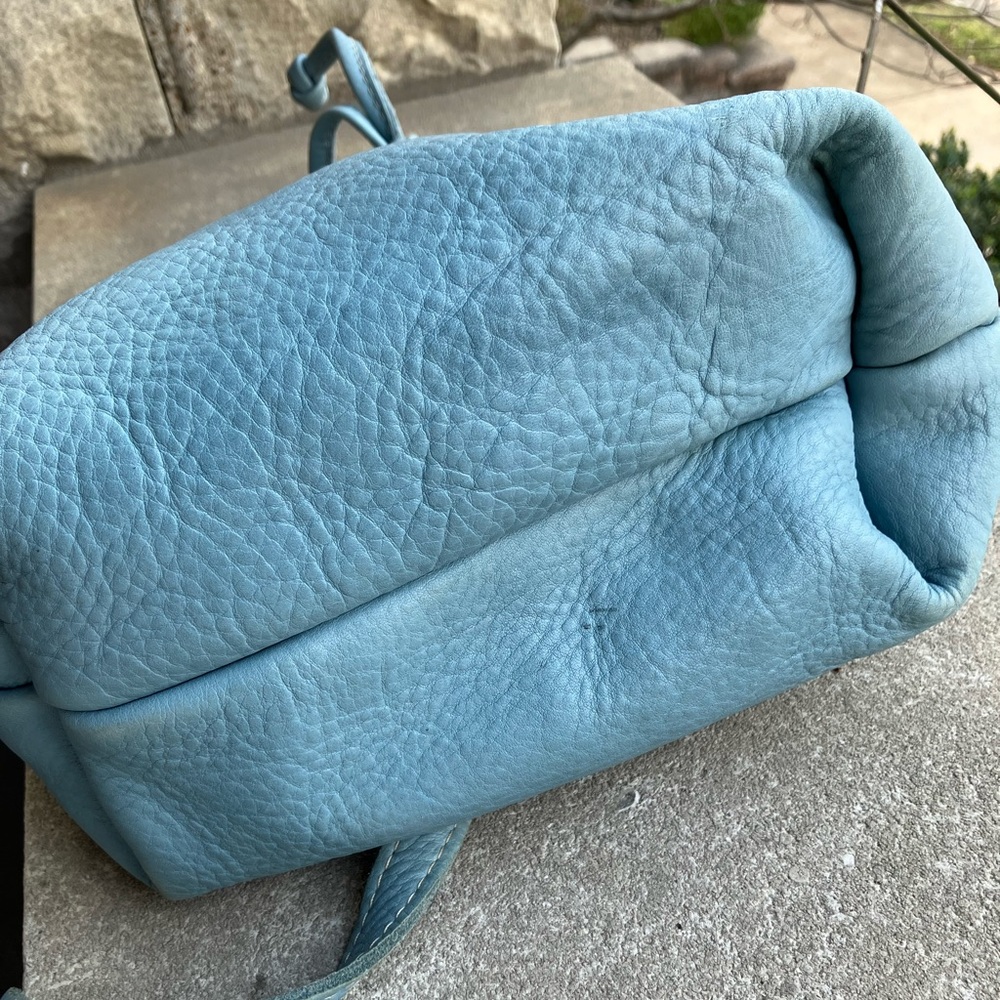 Portland Leather Large Bucket Bag - Picture 3 of 6
